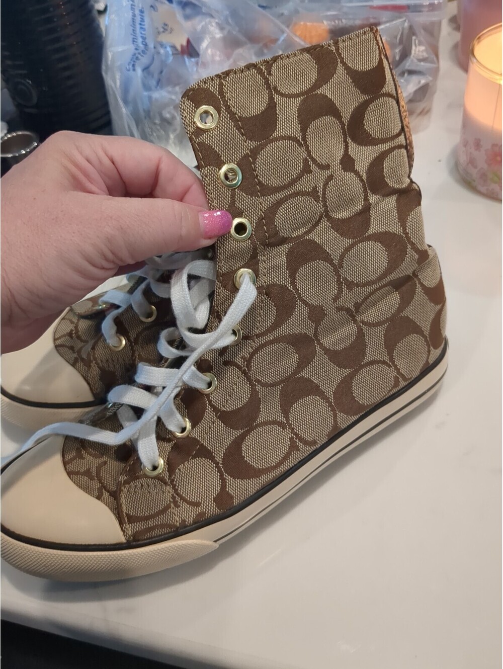 Coach Bonney High Top Chuck Taylor A1283 brown womans shoes size 6.5 - Picture 7 of 8